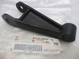 8L0-2382F-00 Рычаг лыжи (продольный) для снегоходов YAMAHA (оригинал) 8L0-2382F-00